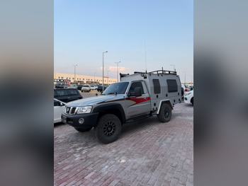 نيسان  بيك أب  2016  عادي  158,000 كم  4 سلندر  دفع خلفي  بيكب  فضي