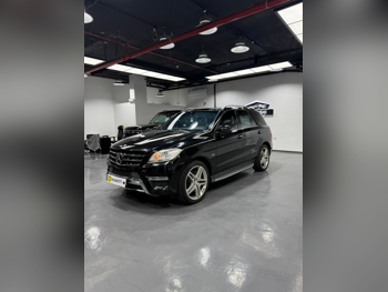 مرسيدس - بنز  ام ال  500  2014  اوتوماتيك  192,000 كم  8 سلندر  دفع رباعي  اس يو في  أسود