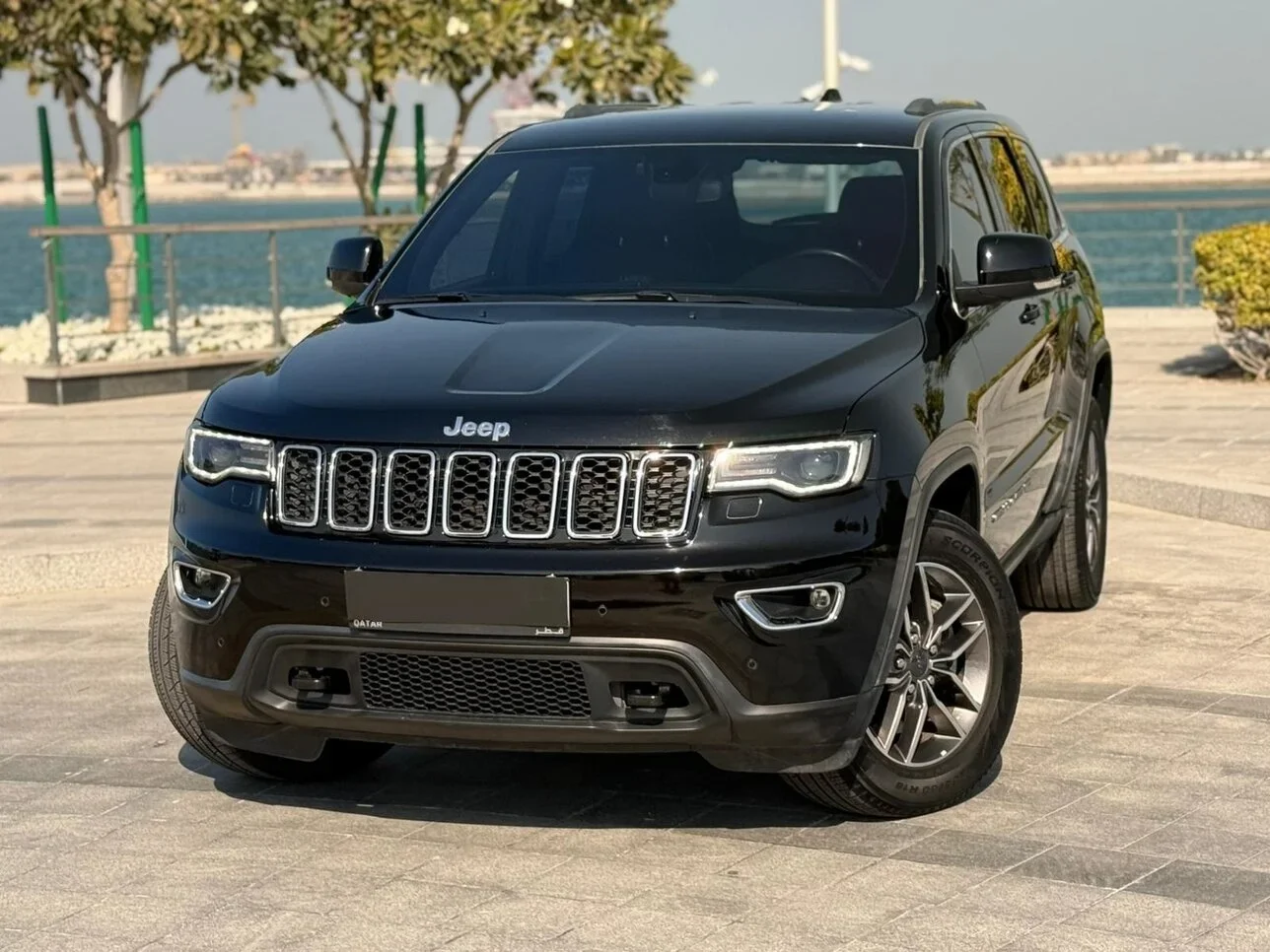 جييب  جراند شيروكي  لاريدو  2020  اوتوماتيك  76,000 كم  6 سلندر  دفع رباعي  اس يو في  أسود