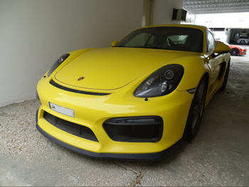 Porsche  911  GT4  2016  Manual  27,000 Km  6 Cylinder  Rear Wheel Drive (RWD)  Coupe / Sport  Yellow