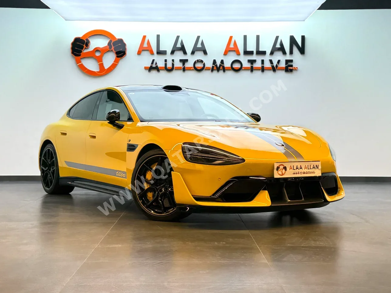 Xiaomi  SU7  Ultra  2025  Automatic  0 Km  0 Cylinder  All Wheel Drive (AWD)  Sedan  Yellow  With Warranty