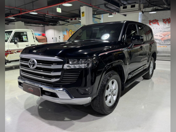 تويوتا  لاند كروزر  جي اكس  2025  اوتوماتيك  39,000 كم  6 سلندر  دفع رباعي  اس يو في  أسود  تحت الضمان