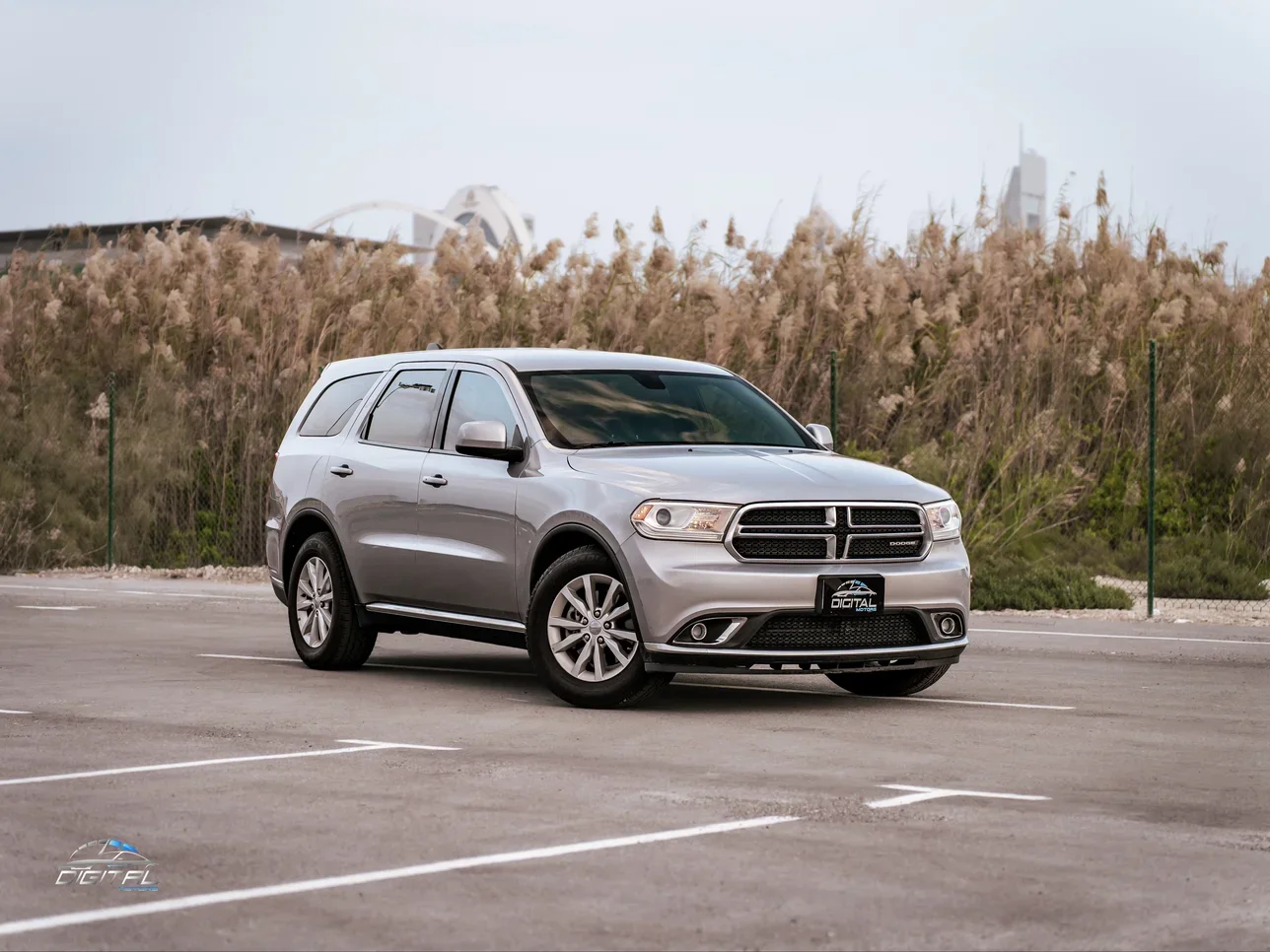 Dodge  Durango  2015  Automatic  166,700 Km  6 Cylinder  All Wheel Drive (AWD)  SUV  Silver