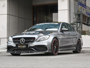 مرسيدس - بنز  سي - كلاس  63 AMG اس  2016  اوتوماتيك  152,000 كم  8 سلندر  دفع خلفي  سيدان  رمادي