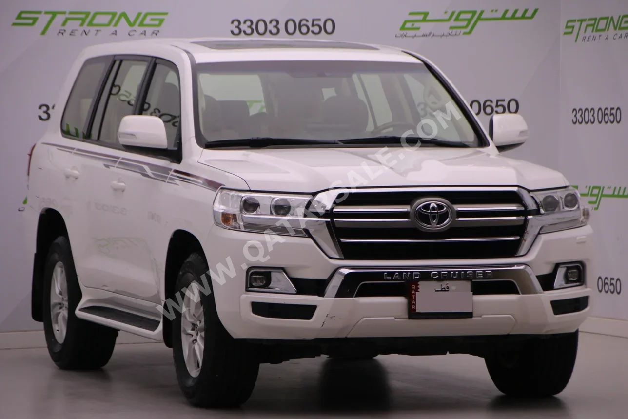 Toyota  Land Cruiser  GXR  2020  Automatic  97,000 Km  6 Cylinder  Four Wheel Drive (4WD)  SUV  White