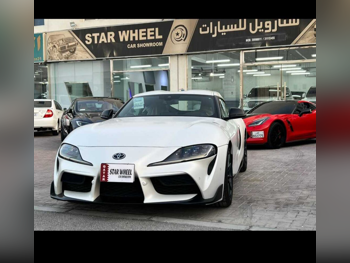 تويوتا  سوبرا  جي ار  2025  اوتوماتيك  0 كم  6 سلندر  دفع خلفي  كوبيه \ سبورت  أبيض  تحت الضمان