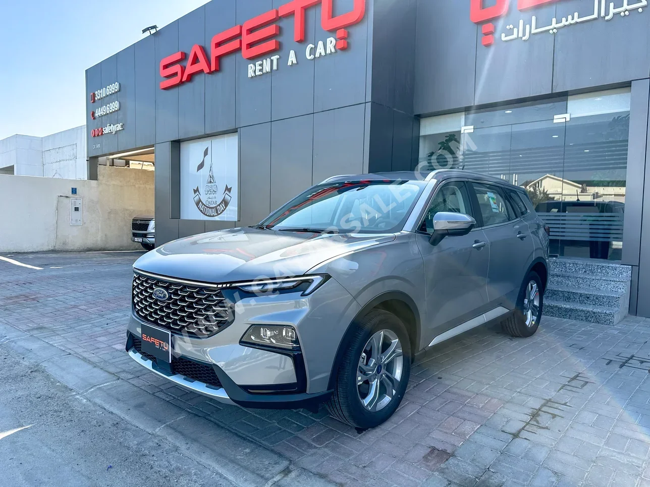 فورد تيريتوري تريند لاين 2025 اوتوماتيك 11,000 كم 4 سلندر سحب امامي اس يو في رمادي تحت الضمان