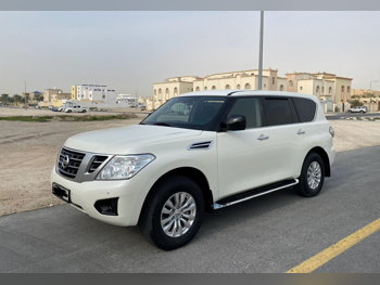 نيسان  باترول  اس اي  2018  اوتوماتيك  215,000 كم  8 سلندر  دفع رباعي  اس يو في  أبيض