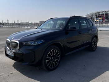 بي ام دبليو  5 إكس  4 سلندر  إس يو في 4 في 4  أسود  2026