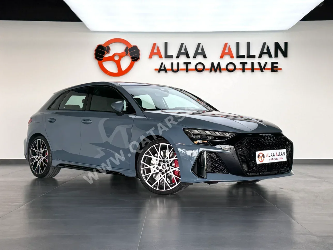اودي أر أس 3 2025 اوتوماتيك 4,500 كم 5 سلندر دفع كلي مستمر سيدان رمادي تحت الضمان