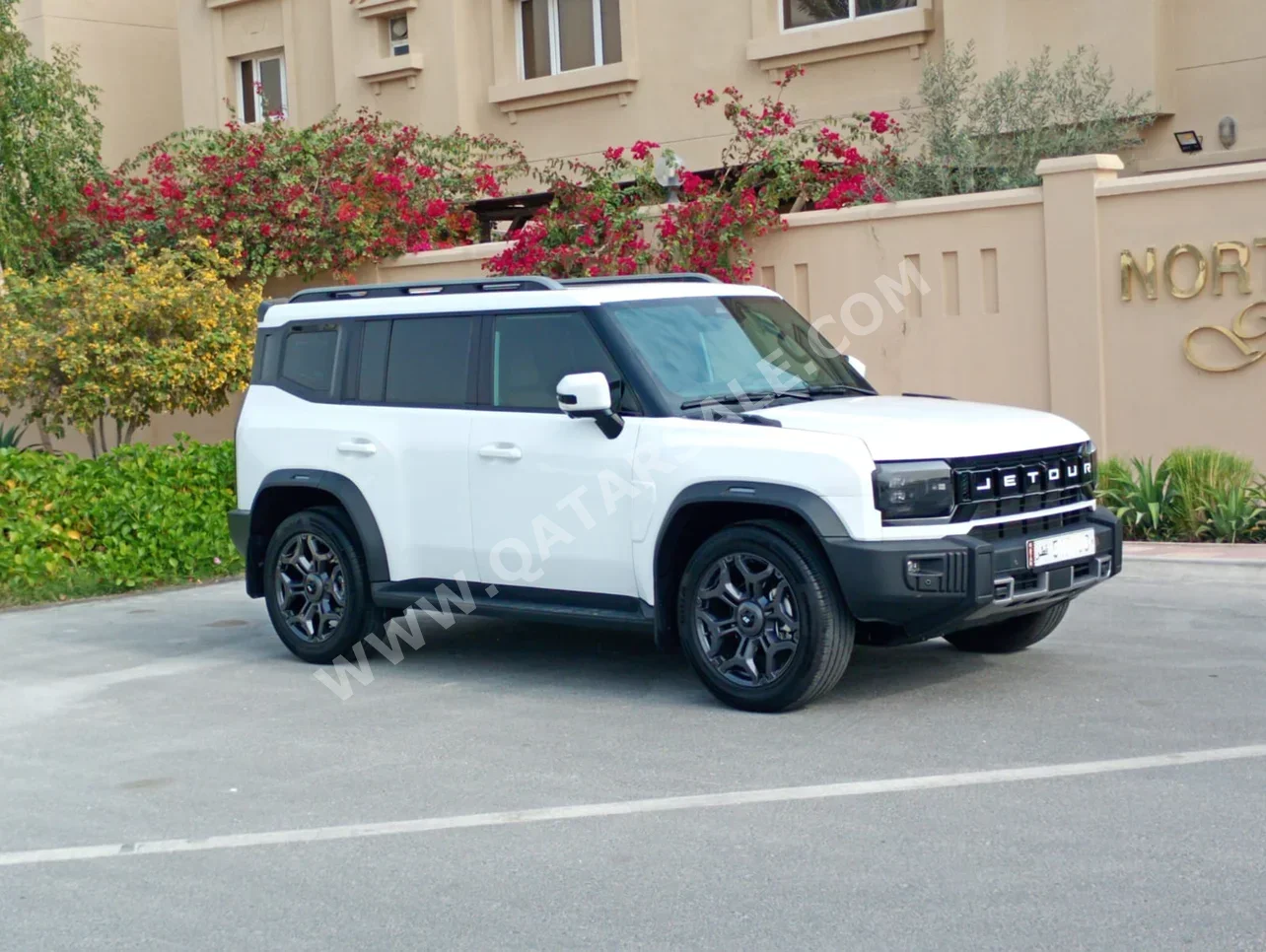 جيتور  تي 2  لكجري بلس  2026  اوتوماتيك  4,000 كم  4 سلندر  دفع كلي مستمر  اس يو في  أبيض  تحت الضمان