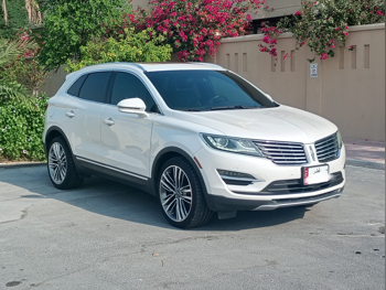 لنكولن  أم كي سي  2016  اوتوماتيك  70,000 كم  6 سلندر  دفع كلي مستمر  اس يو في  أبيض