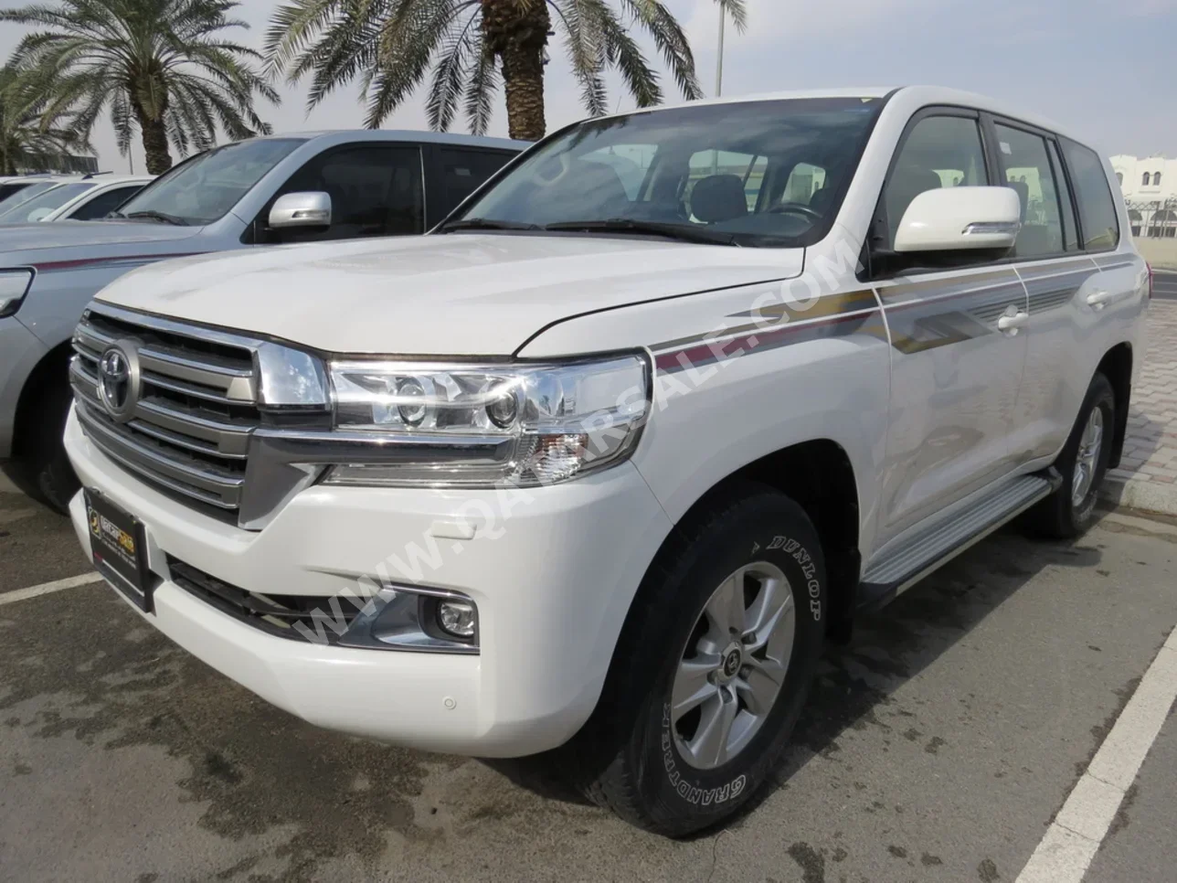 تويوتا  لاند كروزر  جي اكس ار  2019  اوتوماتيك  3,500 كم  8 سلندر  دفع رباعي  اس يو في  أبيض