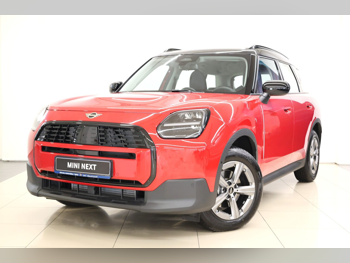 ميني  كوبر  كاونتري مان  2025  اوتوماتيك  100 كم  4 سلندر  سحب امامي  هاتشباك  أحمر  تحت الضمان