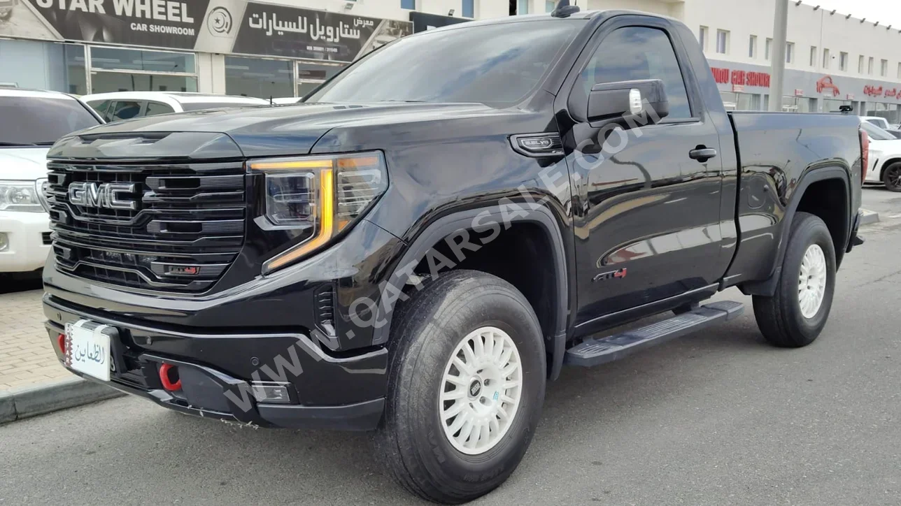 GMC Sierra AT4 2024 Automatic 67,000 Km 8 Cylinder Four Wheel Drive (4WD) Pick Up Black With Warranty