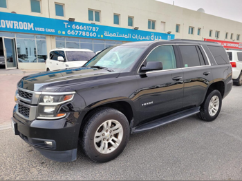 شفروليه  تاهو  2016  اوتوماتيك  274,000 كم  8 سلندر  دفع خلفي  اس يو في  رمادي