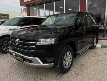 Toyota  Land Cruiser  GX  2024  Automatic  50,000 Km  6 Cylinder  Four Wheel Drive (4WD)  SUV  Black  With Warranty