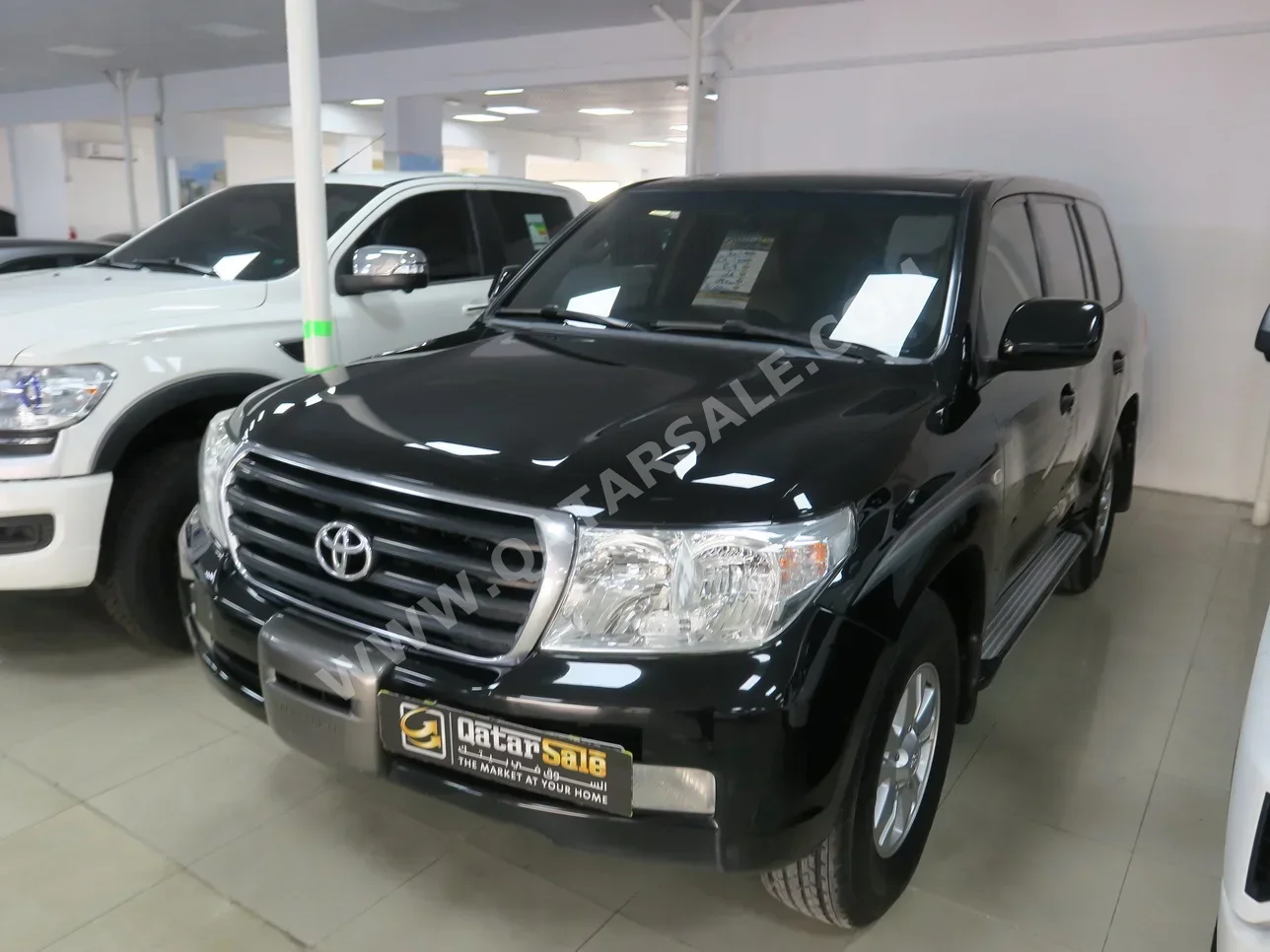 Toyota  Land Cruiser  GXR  2009  Automatic  550,000 Km  6 Cylinder  Four Wheel Drive (4WD)  SUV  Black