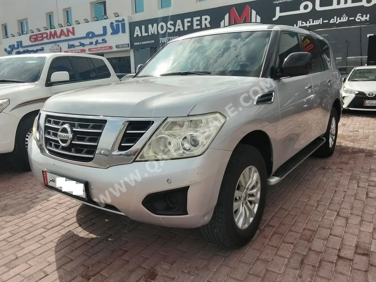 نيسان  باترول  اس اي  2017  اوتوماتيك  350,000 كم  8 سلندر  دفع رباعي  اس يو في  فضي