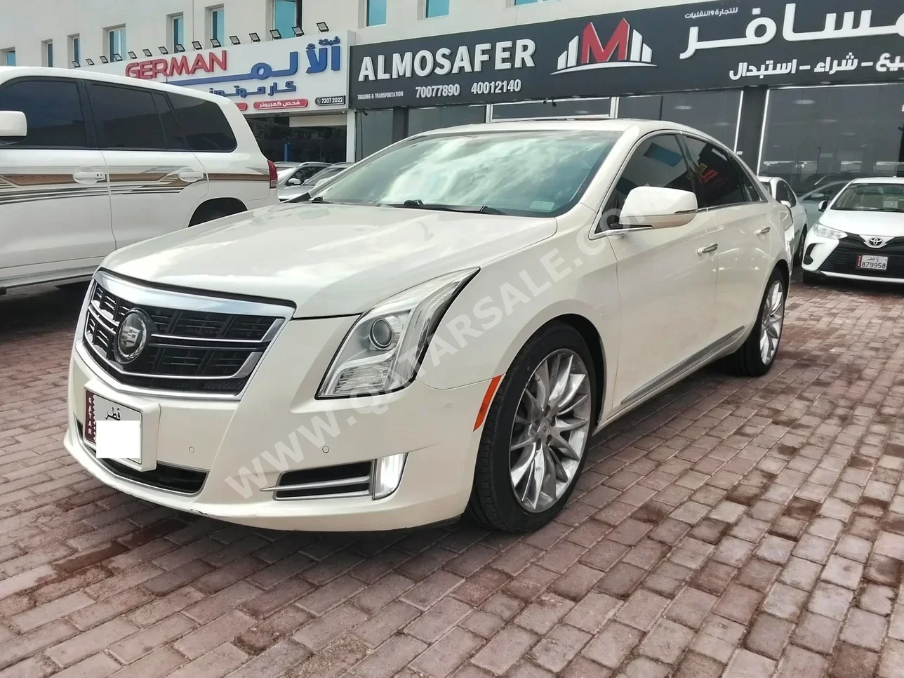 Cadillac  XT5  400  2014  Automatic  135,000 Km  8 Cylinder  Rear Wheel Drive (RWD)  Sedan  White