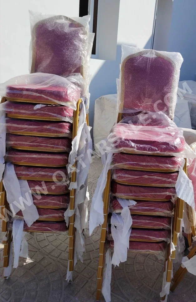 الكراسي والمقاعد - لايف ستايل  - أحمر  - قطعة مفردة