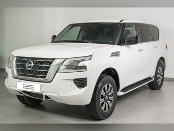 نيسان  باترول  أكس أي  2020  اوتوماتيك  112,995 كم  6 سلندر  دفع رباعي  اس يو في  أبيض