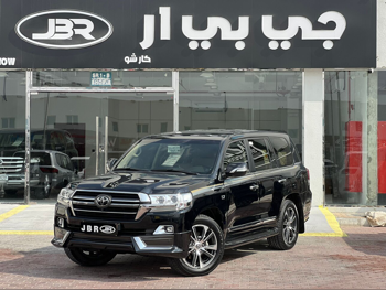 Toyota  Land Cruiser  VXR  2020  Automatic  39,000 Km  8 Cylinder  Four Wheel Drive (4WD)  SUV  Black