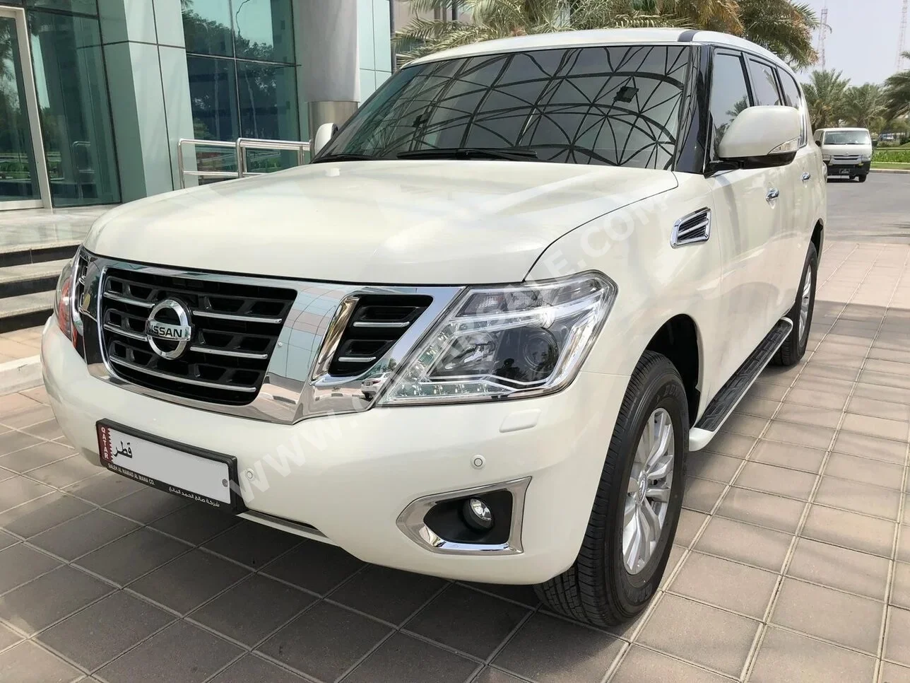 Nissan  Patrol  SE  2018  Automatic  136,500 Km  6 Cylinder  Four Wheel Drive (4WD)  SUV  White