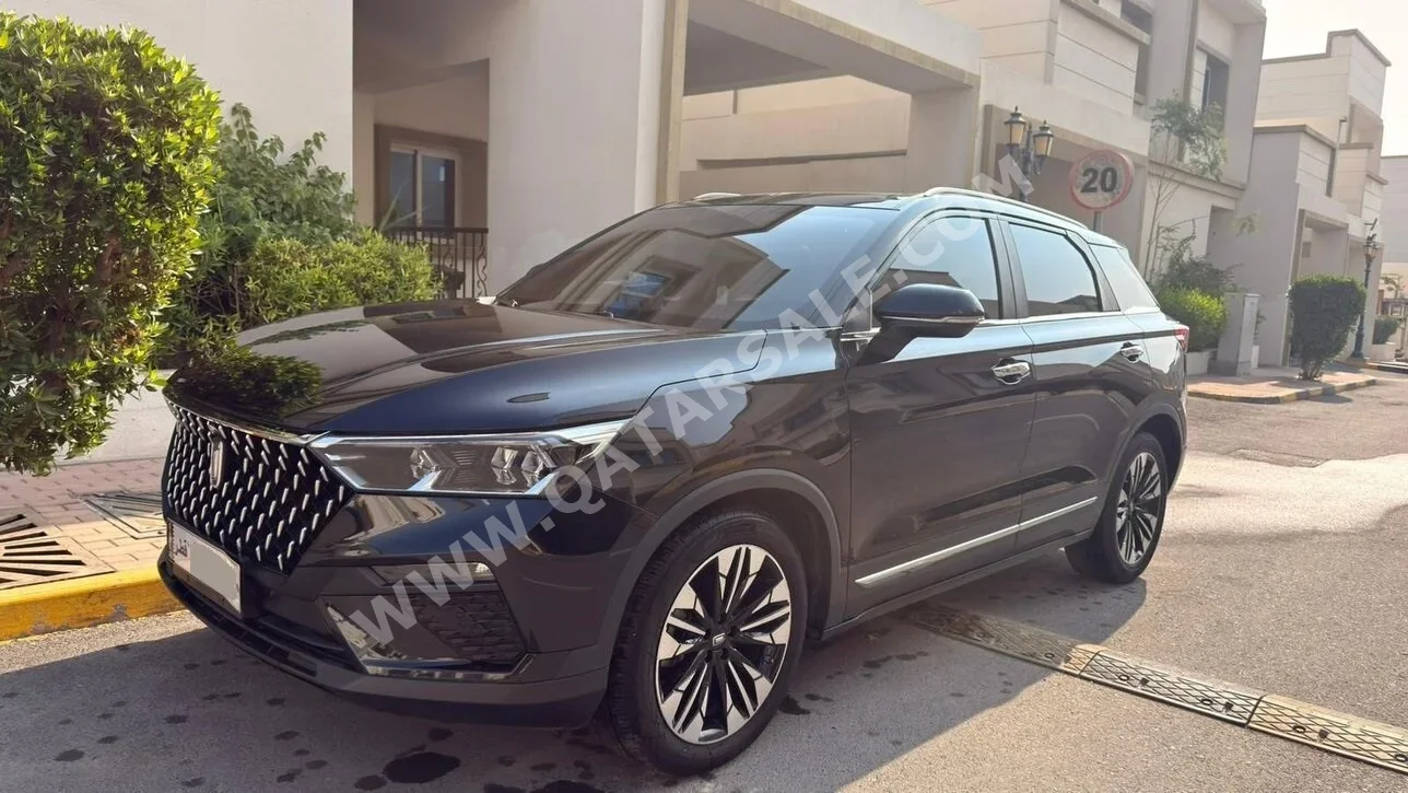 Bestune  T77  2023  Automatic  50,000 Km  4 Cylinder  Front Wheel Drive (FWD)  SUV  Black  With Warranty
