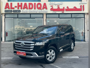 Toyota  Land Cruiser  GXR  2025  Automatic  1,000 Km  6 Cylinder  Four Wheel Drive (4WD)  SUV  Black  With Warranty