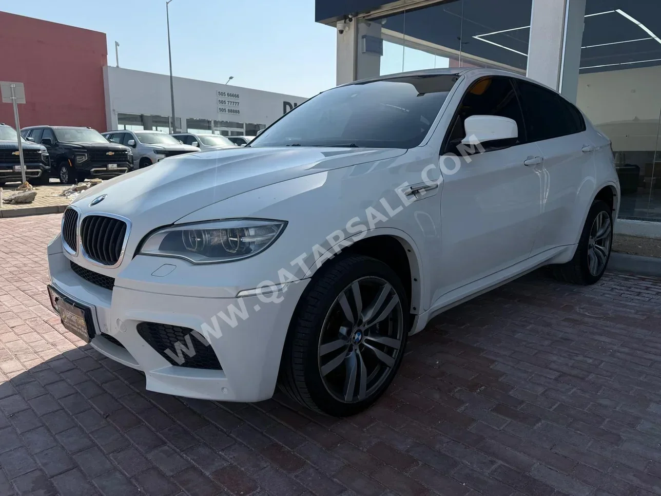 BMW  X-Series  X6  2013  Automatic  200,000 Km  6 Cylinder  Four Wheel Drive (4WD)  SUV  White