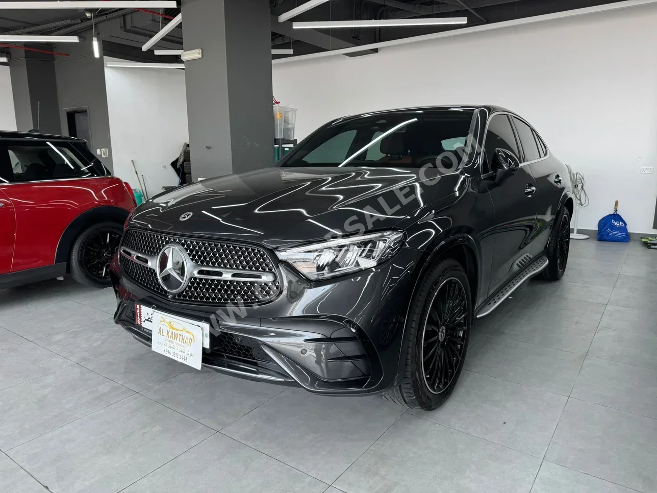 مرسيدس - بنز  جي ال سي  200  2024  اوتوماتيك  9,000 كم  4 سلندر  دفع رباعي  اس يو في  أبيض  تحت الضمان