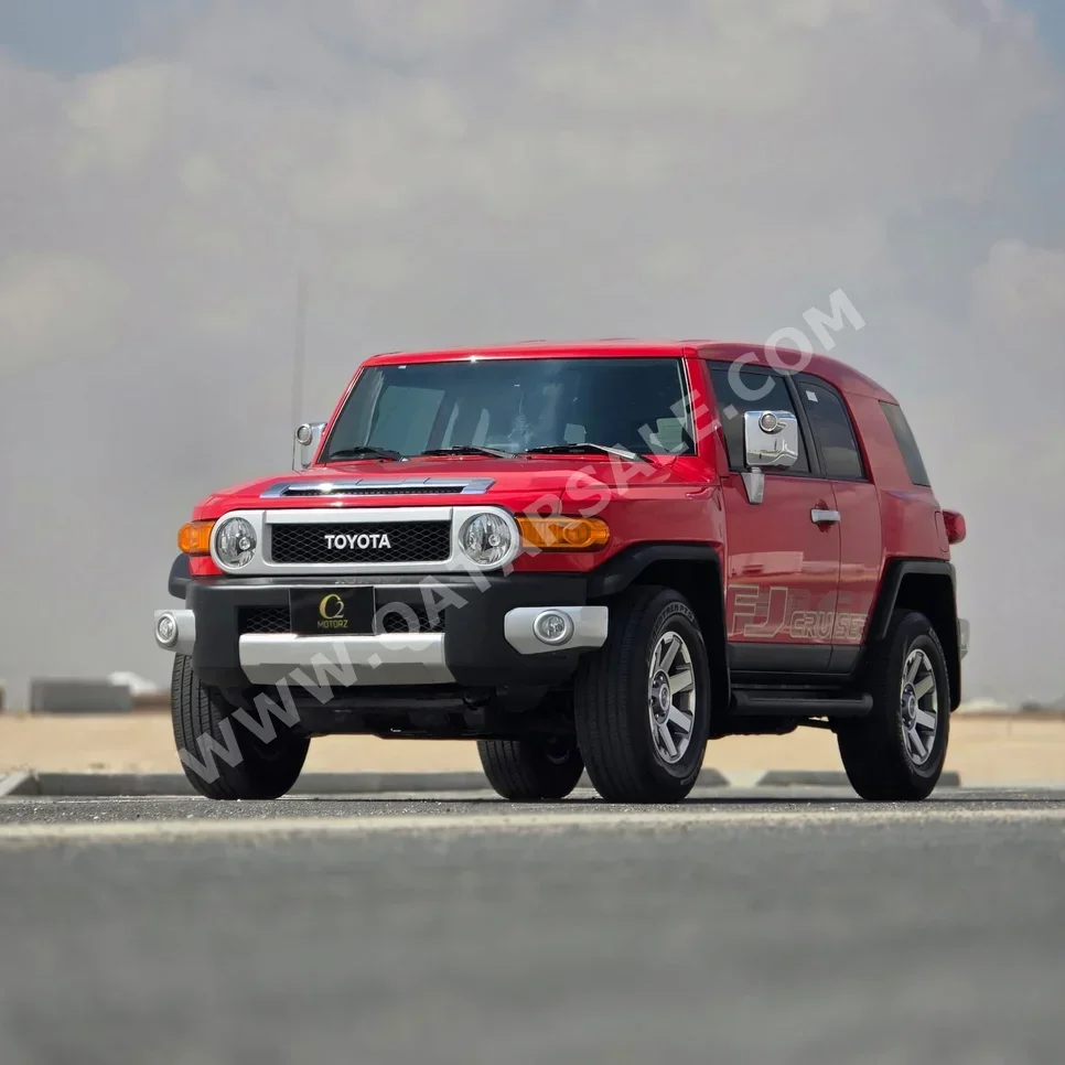تويوتا  إف جي كروزر  2020  اوتوماتيك  120,000 كم  6 سلندر  دفع رباعي  اس يو في  أحمر