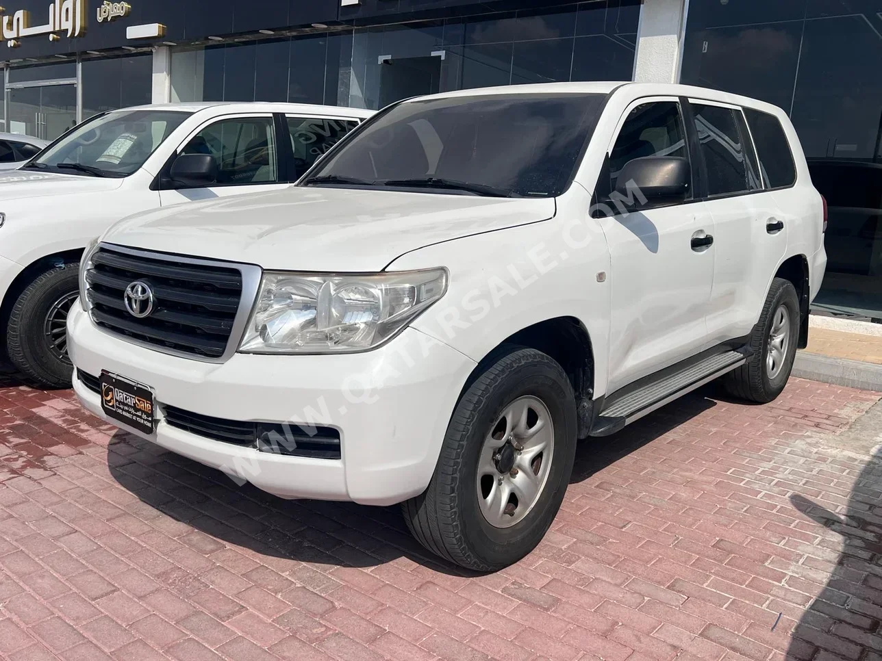 تويوتا لاند كروزر جي 2011 اوتوماتيك 345,000 كم 6 سلندر دفع رباعي اس يو في أبيض