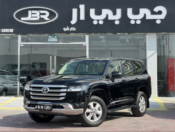 Toyota  Land Cruiser  GXR Twin Turbo  2022  Automatic  159,000 Km  6 Cylinder  Four Wheel Drive (4WD)  SUV  Black