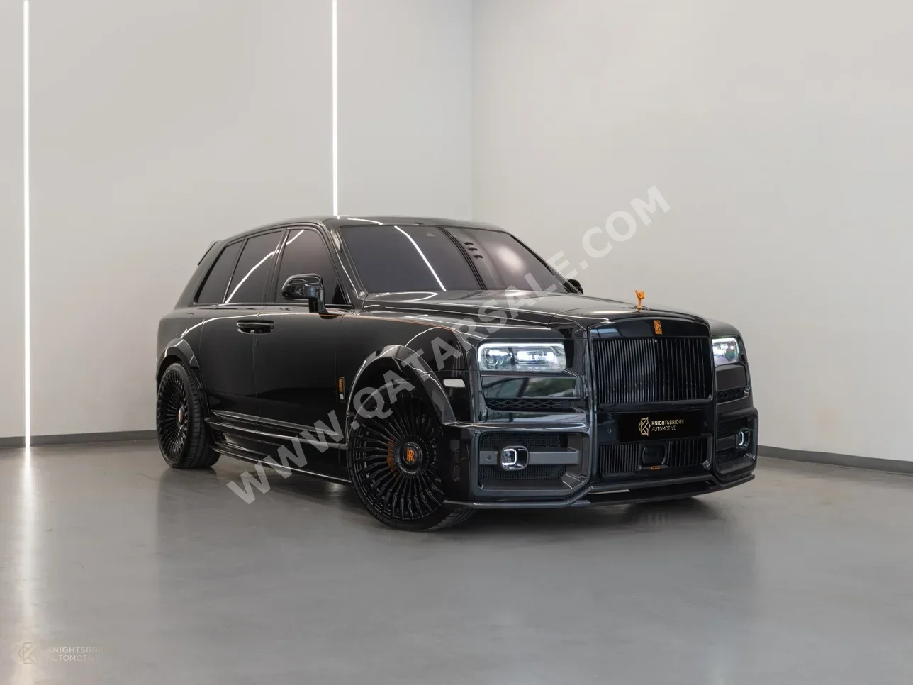 Rolls-Royce  Cullinan  Urban  2019  Automatic  35,750 Km  12 Cylinder  All Wheel Drive (AWD)  SUV  Black