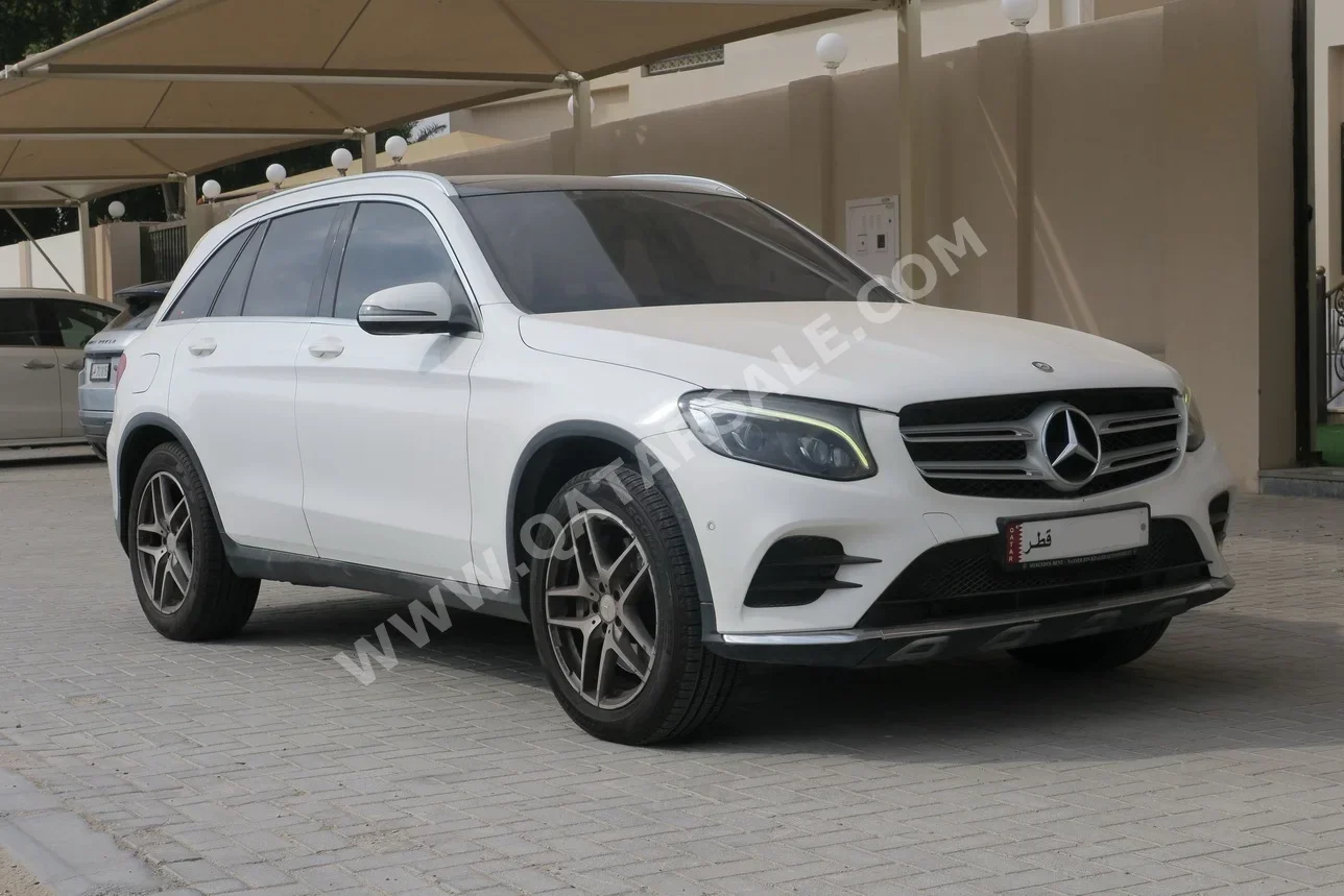 مرسيدس - بنز  جي ال سي  300  2016  اوتوماتيك  79,000 كم  4 سلندر  دفع رباعي  اس يو في  أبيض