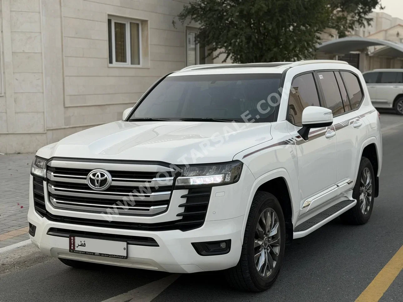 تويوتا لاند كروزر جي اكس ار توين توربو 2025 اوتوماتيك 16,000 كم 6 سلندر دفع رباعي اس يو في أبيض تحت الضمان