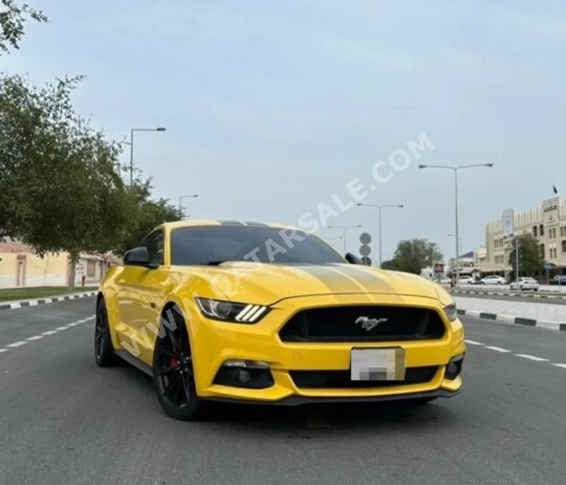 Ford  Mustang  GT  2017  Automatic  106,000 Km  8 Cylinder  Rear Wheel Drive (RWD)  Sedan  Yellow