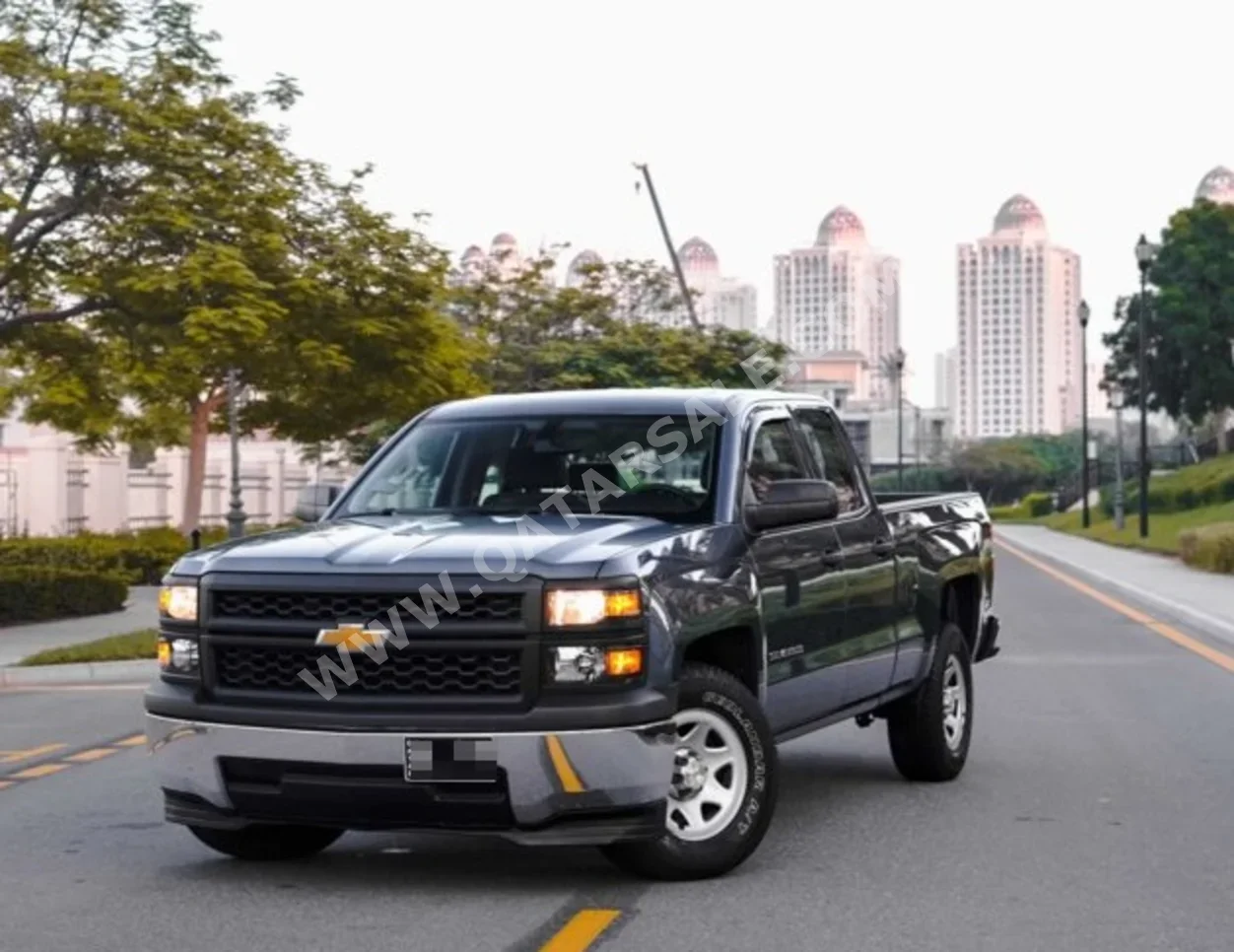 شفروليه سلفرادو 2014 اوتوماتيك 82,000 كم 6 سلندر دفع خلفي بيكب ازرق