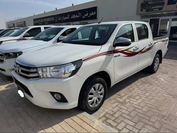 تويوتا  هاي لوكس  2022  اوتوماتيك  72,000 كم  4 سلندر  دفع خلفي  بيكب  أبيض