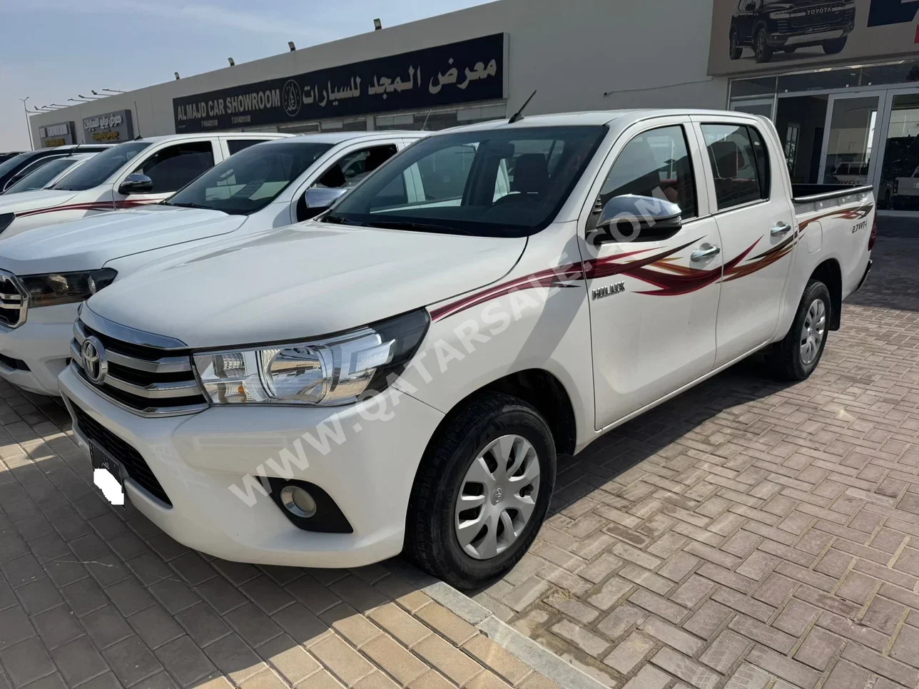 تويوتا  هاي لوكس  2022  اوتوماتيك  72,000 كم  4 سلندر  دفع خلفي  بيكب  أبيض