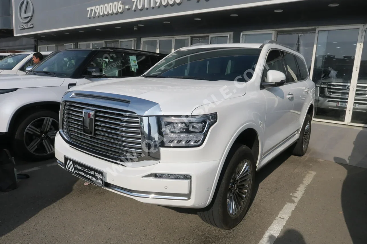 جي دبليو ام تانك 500 2025 اوتوماتيك 16,000 كم 6 سلندر دفع رباعي اس يو في أبيض تحت الضمان