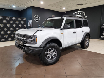 Ford  Bronco  Badlands  2023  Automatic  900 Km  6 Cylinder  Four Wheel Drive (4WD)  SUV  White  With Warranty