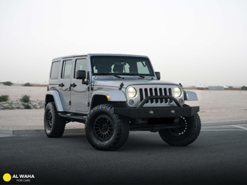 Jeep  Wrangler  Sahara  2015  Automatic  70,000 Km  6 Cylinder  Four Wheel Drive (4WD)  SUV  Gray