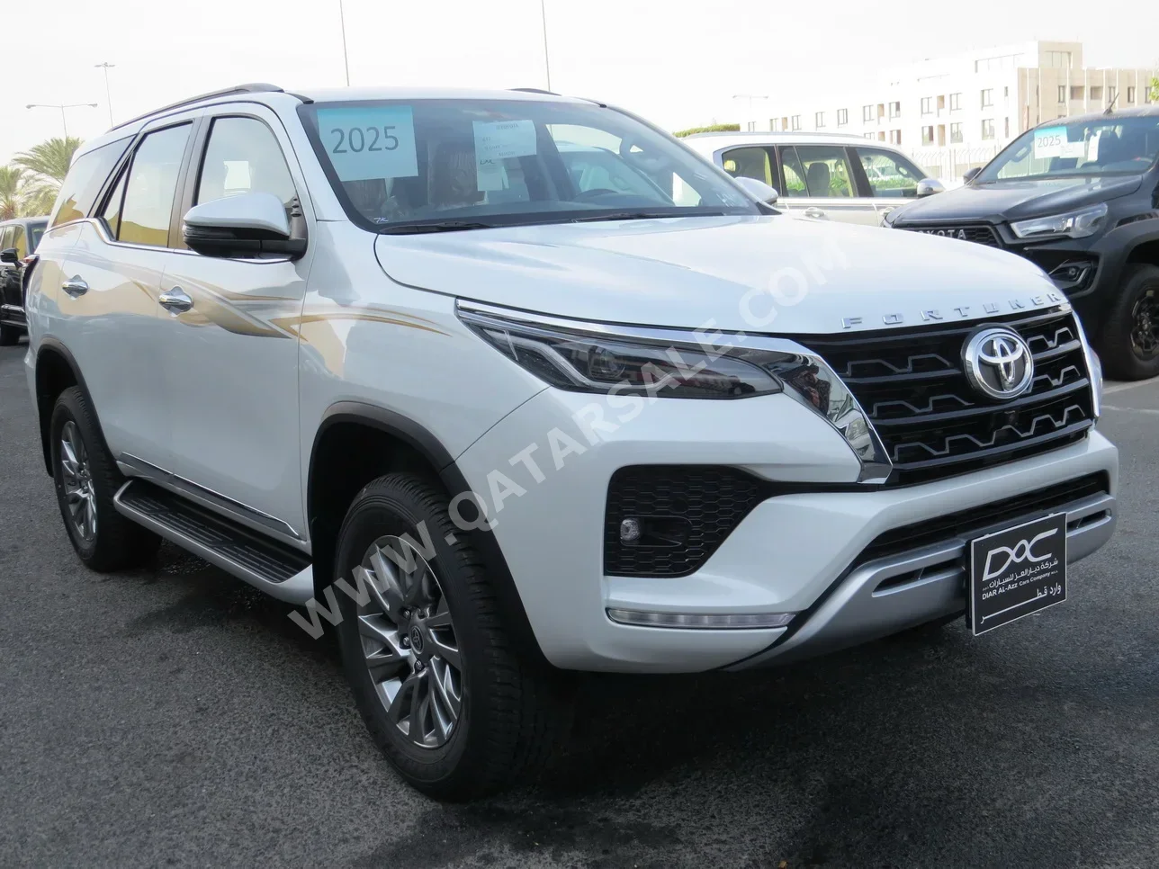 تويوتا فورشنر 2025 اوتوماتيك 0 كم 6 سلندر دفع رباعي اس يو في أبيض تحت الضمان