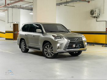 Lexus  LX  570  2017  Automatic  88,000 Km  8 Cylinder  Four Wheel Drive (4WD)  SUV  Sonic Titanium