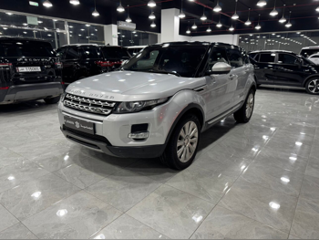 لاند روفر  أيفوك  2015  اوتوماتيك  64,000 كم  4 سلندر  دفع رباعي  اس يو في  فضي