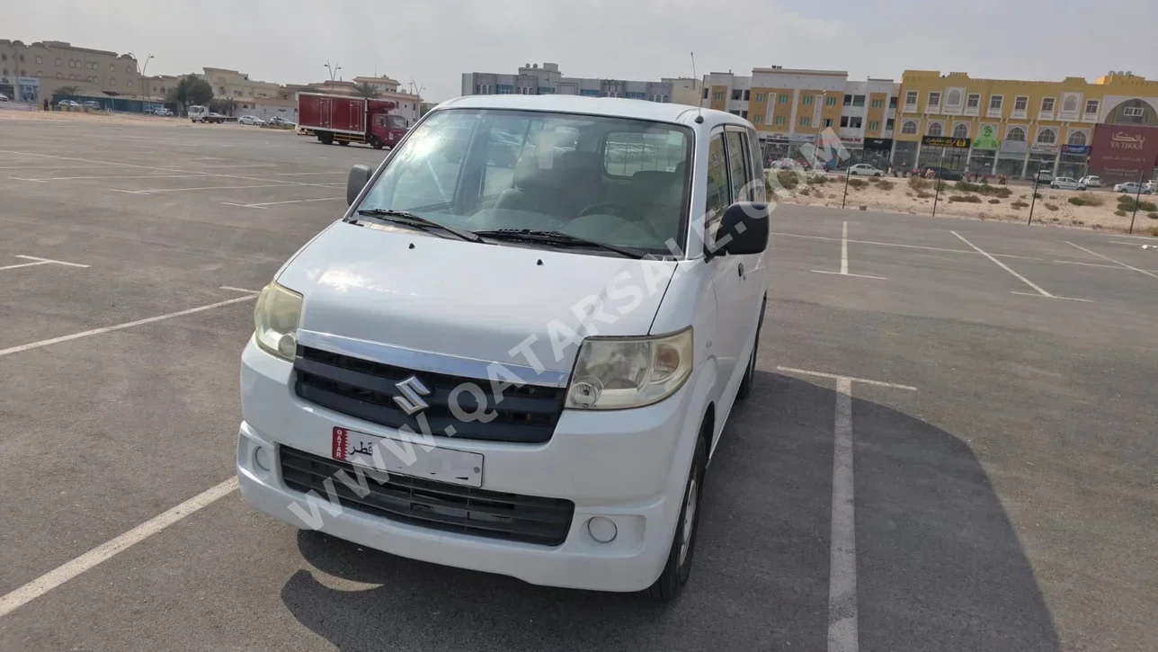 سوزوكي  ايه بي في  2016  عادي  137,000 كم  4 سلندر  سحب امامي  فان \ باص  أبيض