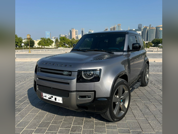 Land Rover  Defender  110 HSE  2022  Automatic  68,000 Km  6 Cylinder  Four Wheel Drive (4WD)  SUV  Gray  With Warranty